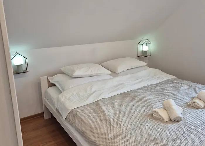 Tuenderkert Tuenderfeszek Vendeghaz 公寓 Szodliget