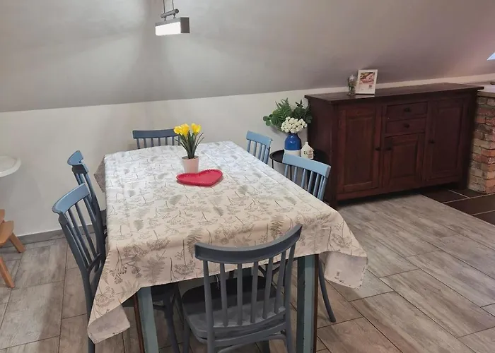 Tuenderkert Tuenderfeszek Vendeghaz Apartment Szodliget